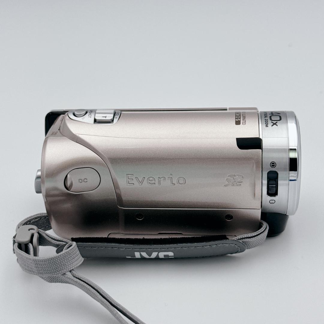 【美品】JVC Everio フルハイビジョンビデオカメラ GZ-E180-N