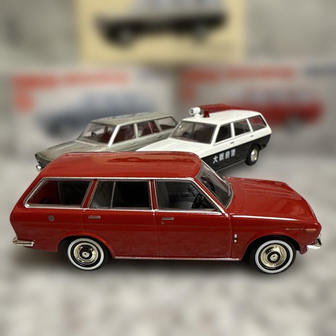 トミカリミテッドヴィンテージダットサンブルーバード3台セット