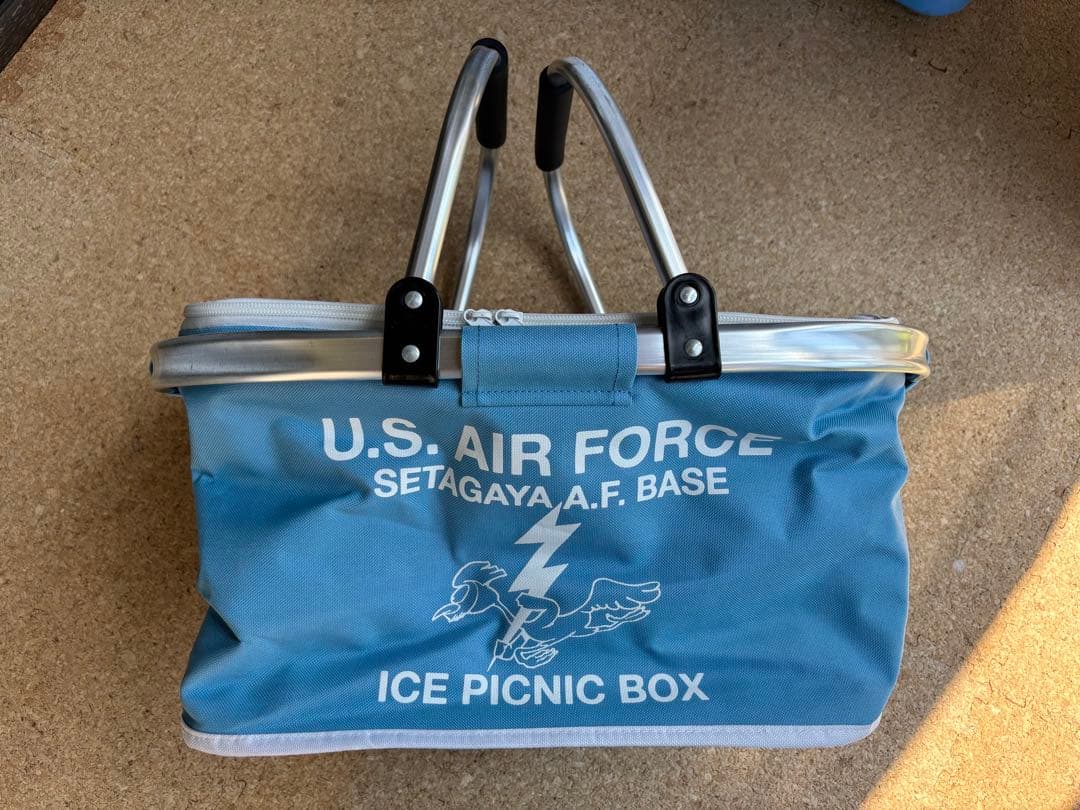世田谷ベース正式装備品　 アイスピクニックボックス　限定商品