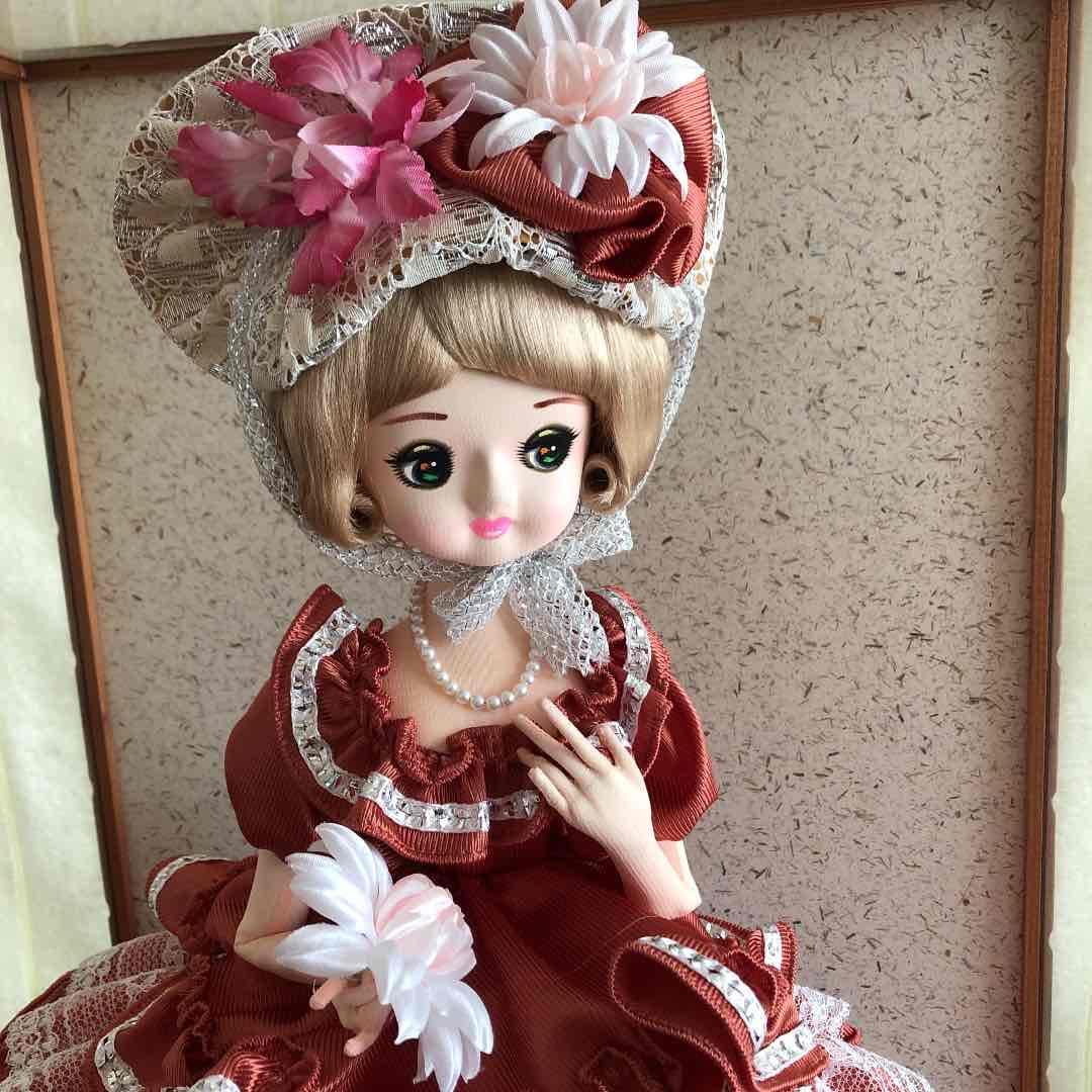 ストア フランス人形 ガラスケース入り フランス人形 ガラスケース入り