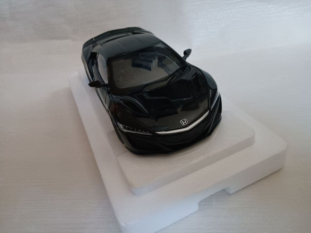 オートアート 1/18 ホンダ　NSX (ＮＣ1)