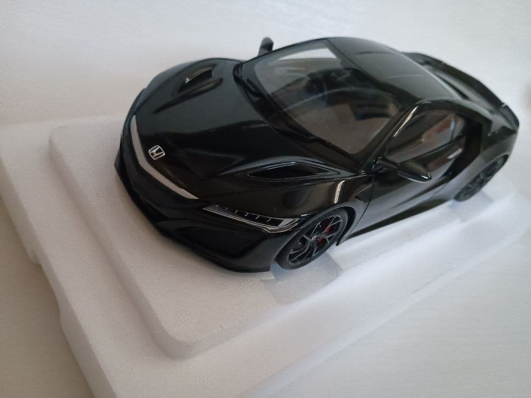 オートアート 1/18 ホンダ　NSX (ＮＣ1)