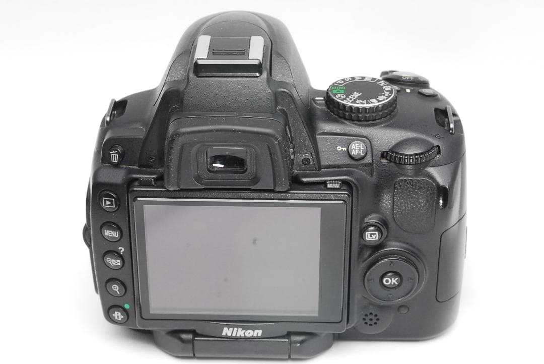 Nikon D5000 ❤️ 軽量 バリアングル スマホ転送 一眼レフ 作例あり