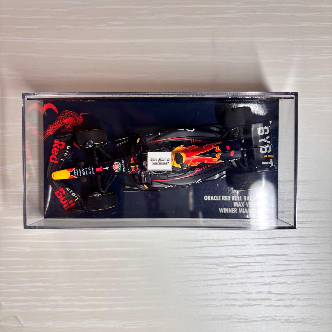 ミニチャンプス 1/43 レッドブル　RB18 2022 F1 マイアミGP