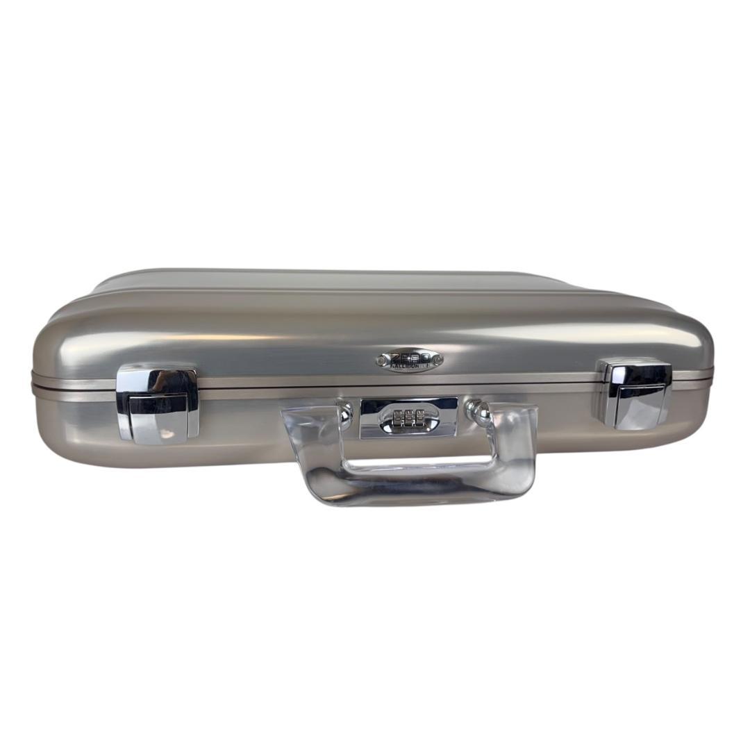 美品 ゼロハリバートン アッシュケース シャンパンゴールド