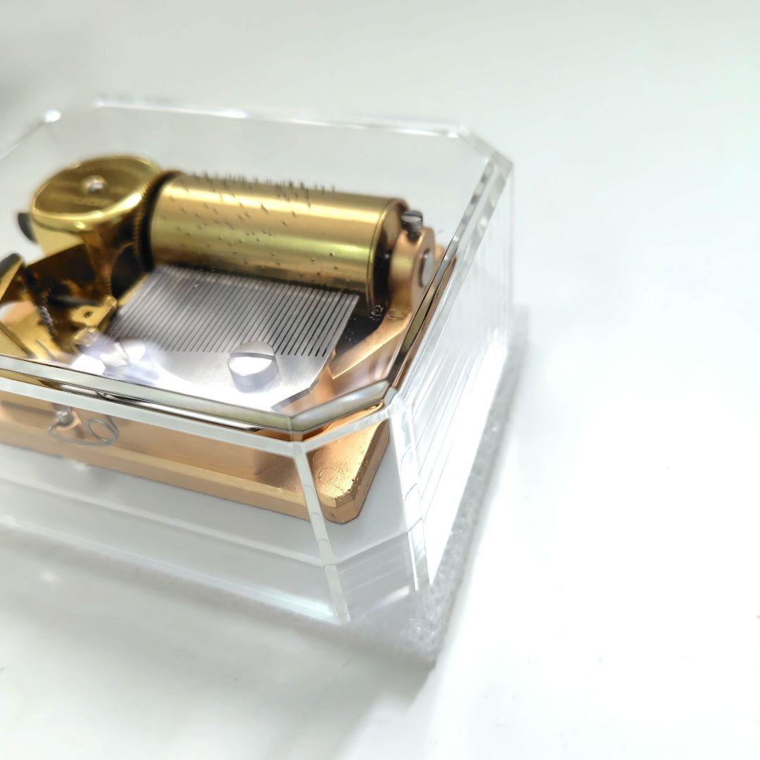 リュージュオルゴール　36弁　 クリスタルガラスボックス