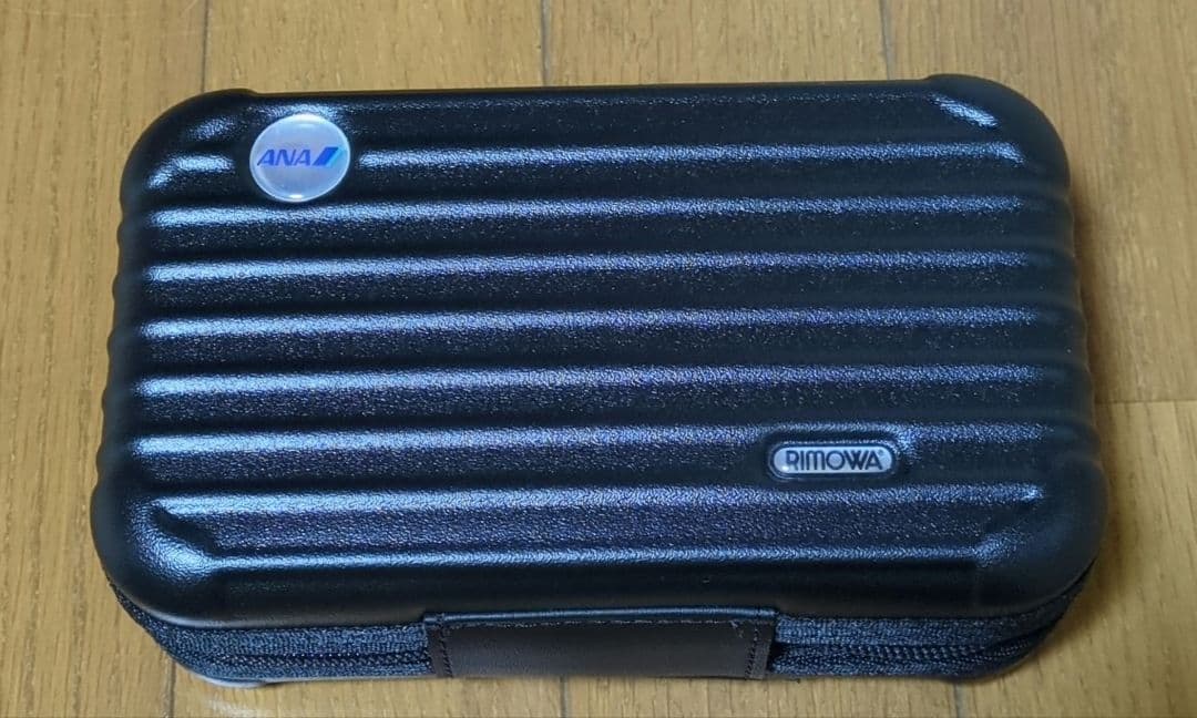 RIMOWA ブラックトラベルポーチ ANAロゴ 旅行用品