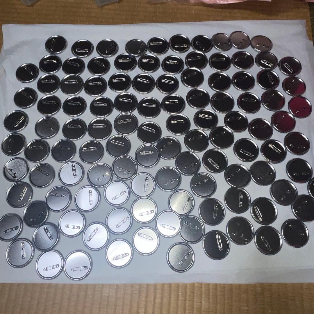 ハイキュー!! いただきますホログラム缶バッジ 角名倫太郎