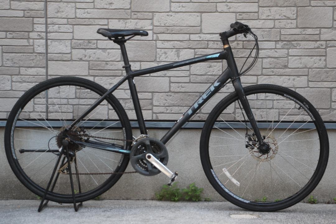 引き取り限定♪人気のTREK♪FX2♪通学やレジャーなどに♪マッドブラック♪