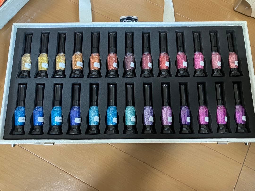 ボディージュエリー　グリッター　ラメ　52色セット