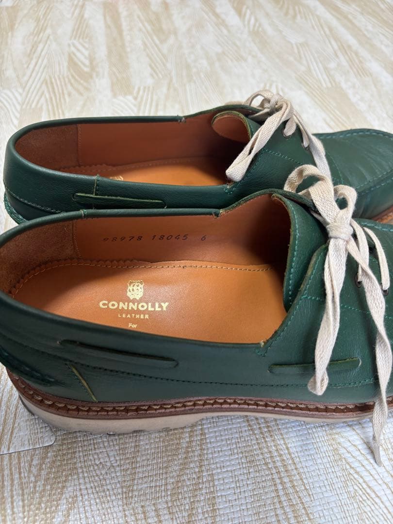 Jalan Sriwijaya×CONNOLLY LEATHERのボートシューズ