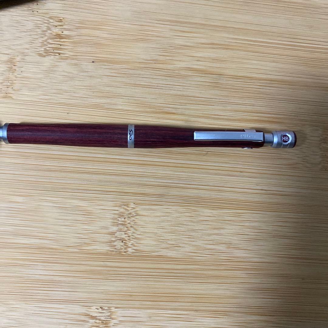 シャーペン5本　 筆箱、2本おまけ付き