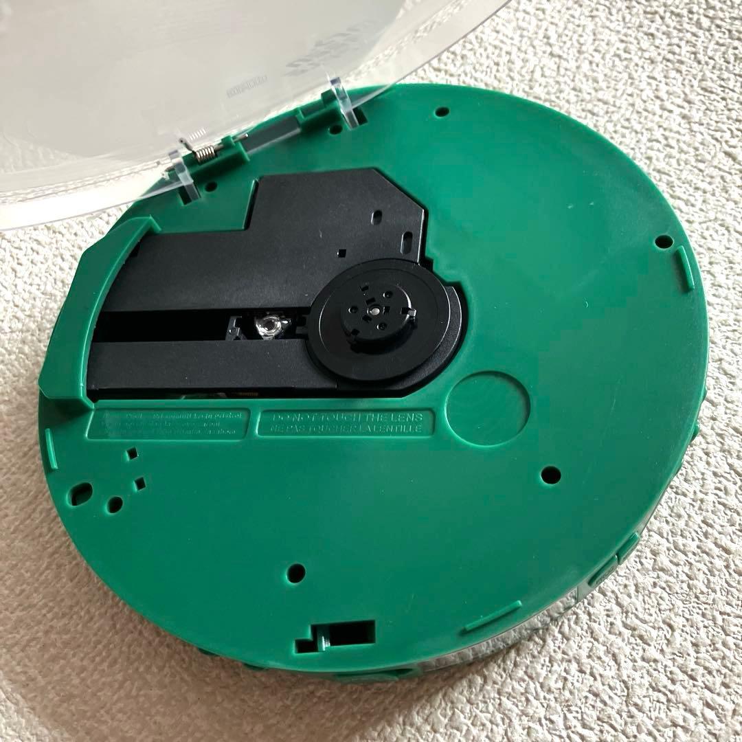 Mrs. GREEN APPLE MGA ポータブルCDプレーヤー - メルカリ