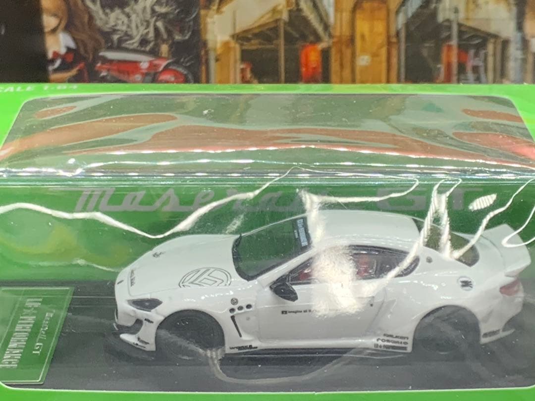 1/64 LBWK マセラティグランツーリスモ　ホワイトラスト1台