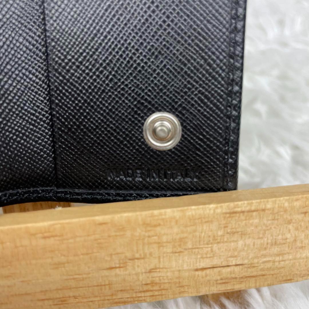 極美品✨プラダ✨6連キーケース✨三角ロゴ刻印✨サフィアーノレザー