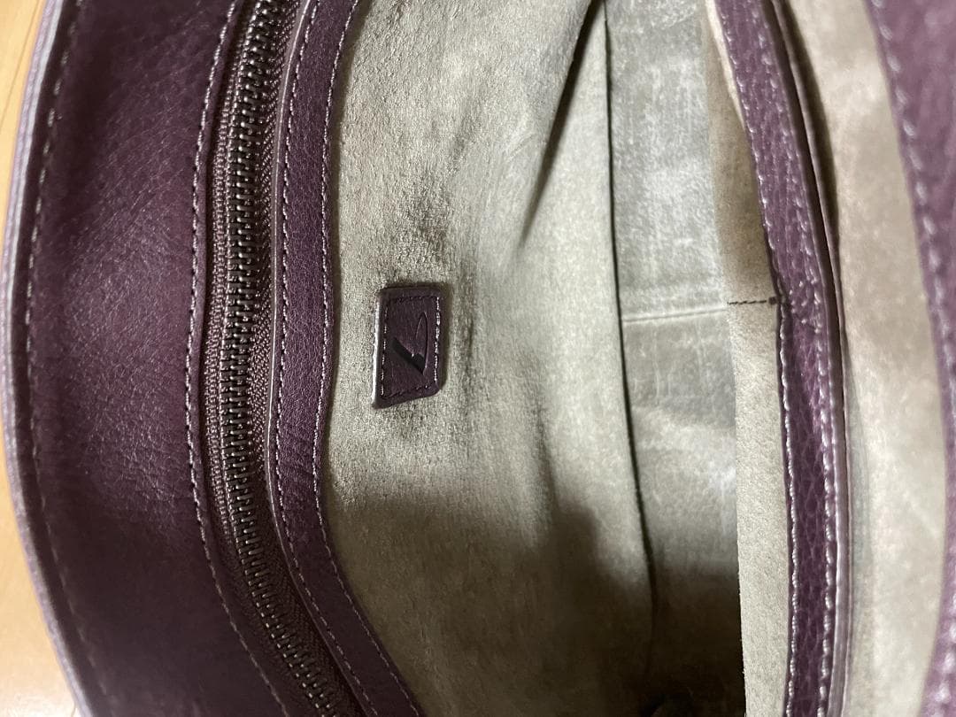 土屋鞄トーンオイルヌメ ミディアムショルダー(パープル)