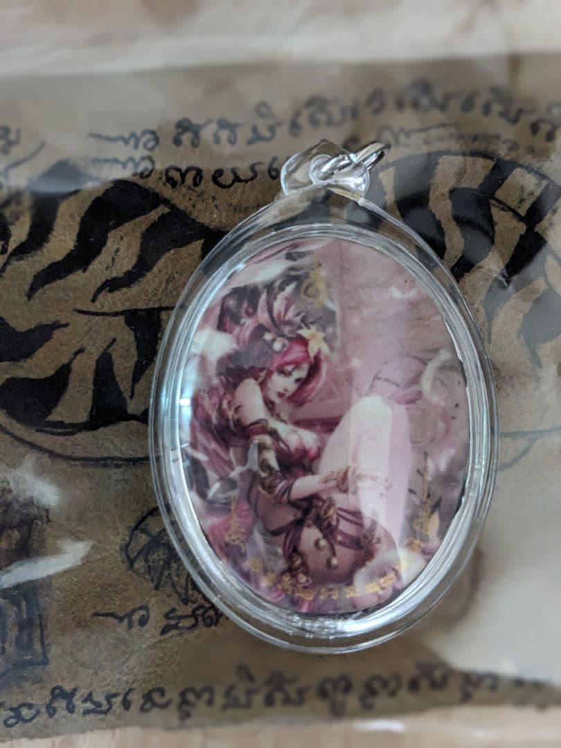 激レア！タイのお守りプラクルアン！九尾の狐！専門店にて購入