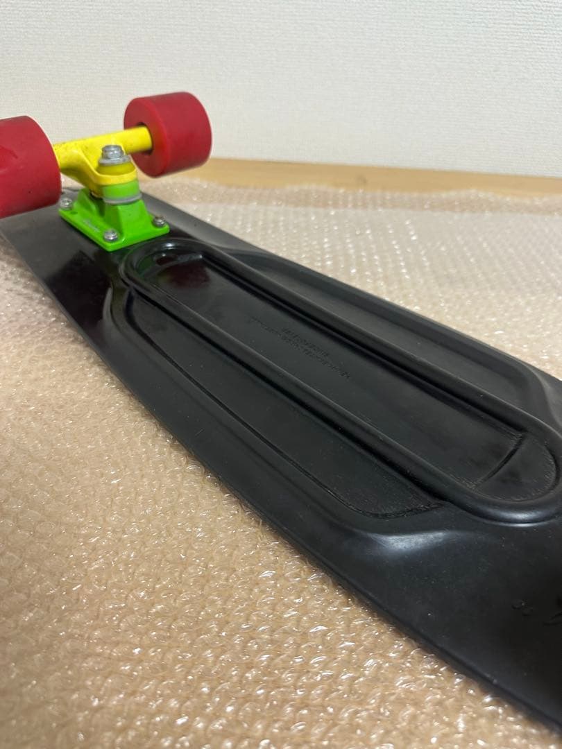 早い者勝ち ペニースケートボード ブラック ラスタカラー 27inch