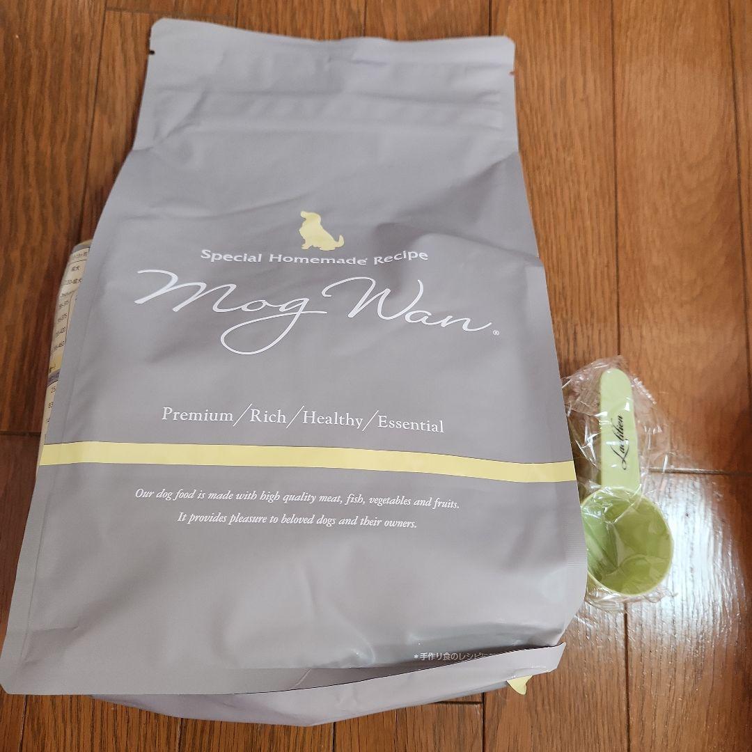 モグワン チキン＆サーモン 1.8kg - メルカリ