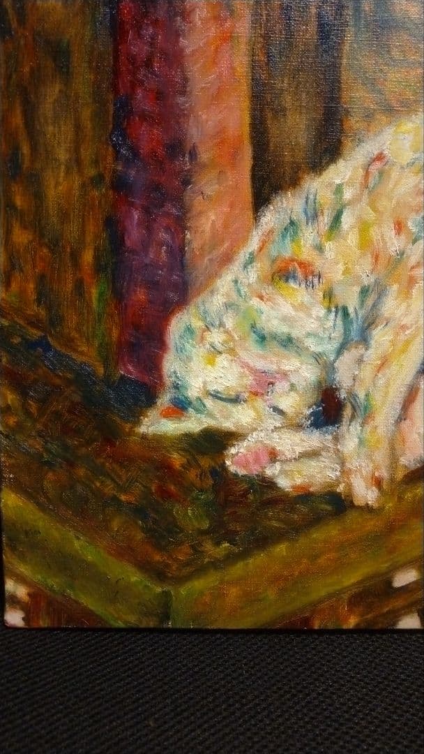 おみくじ台の猫