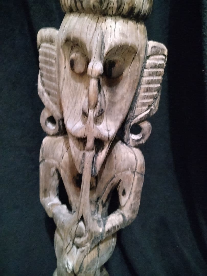 ダヤク族 ハンパトン 守神 神像 木彫 儀式 呪物 プリミティブアート 首狩族