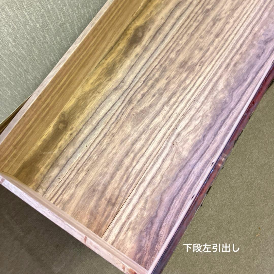 アンティークな刀箪笥（外枠概寸 W116㌢、H41㌢、D33㌢）