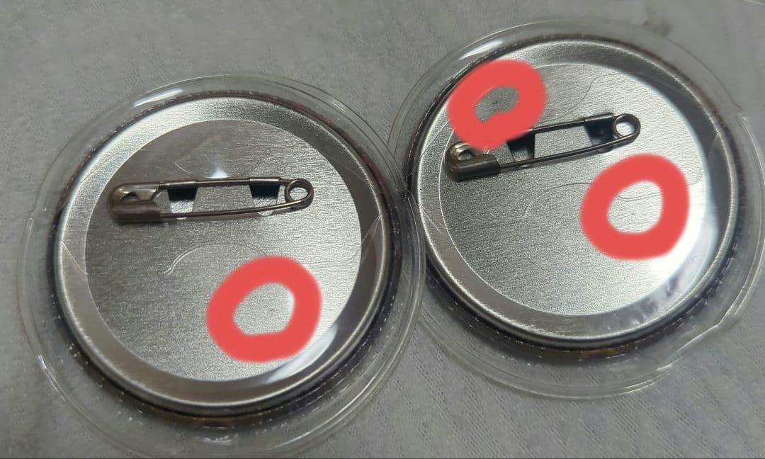 そらる メルヒェン讃歌 オオカミ缶バッジ 81個 - メルカリ