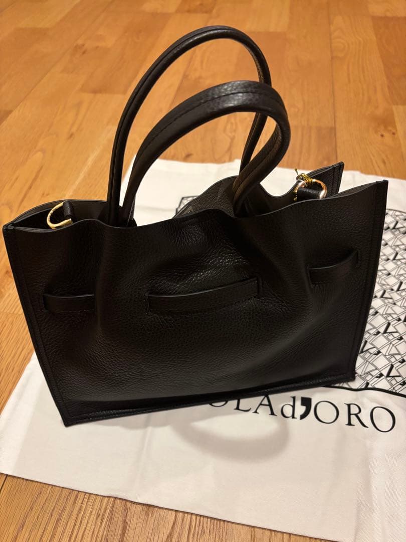 VIOLAd'ORO イタリアンWフェイスレザートートバッグ　黒　未使用