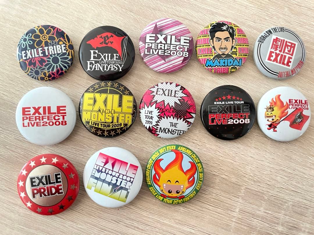 EXILE LIVE 缶バッジ 13個セット - メルカリ