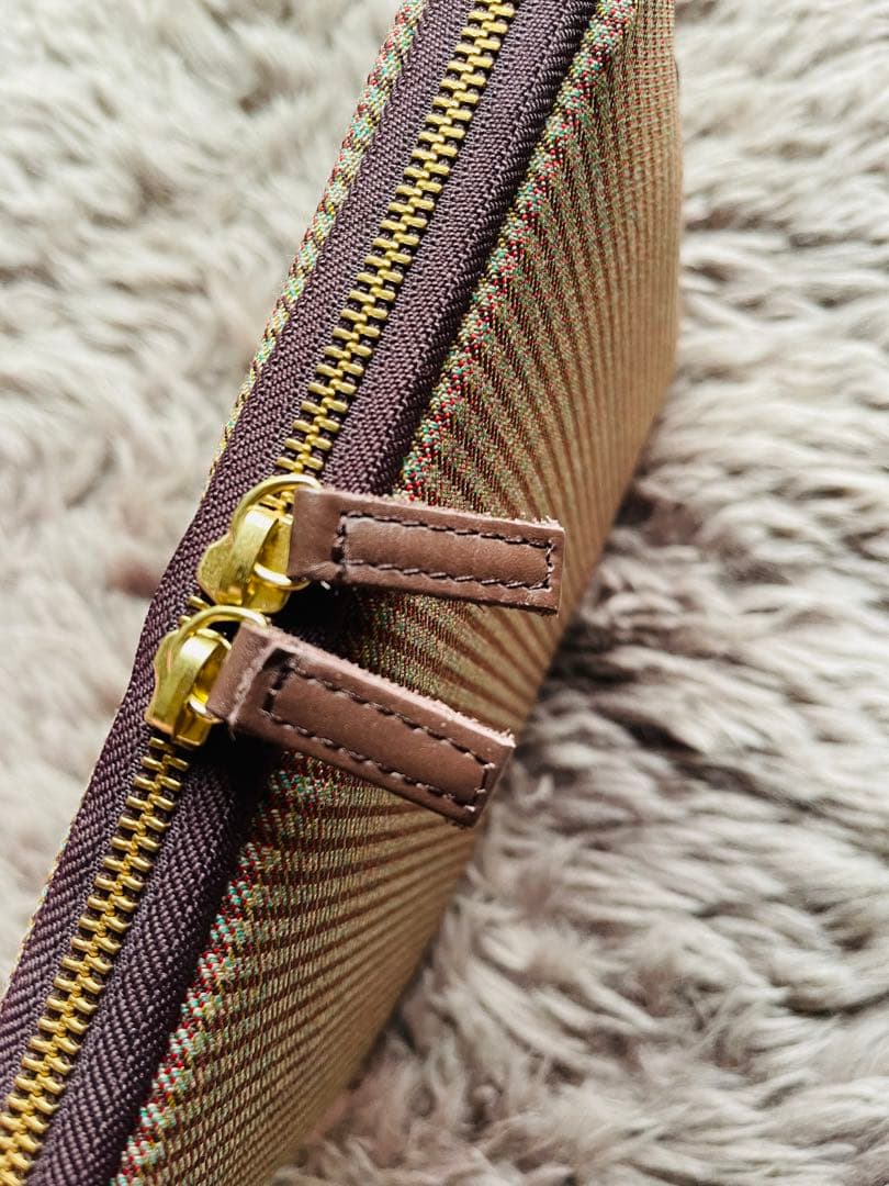 ほぼ日おおきいひきだしポーチ スーツファブリック／ジェントルチ