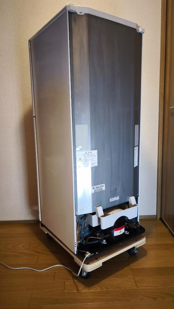 三菱 ノンフロン冷蔵庫 MR-14M-W 136L