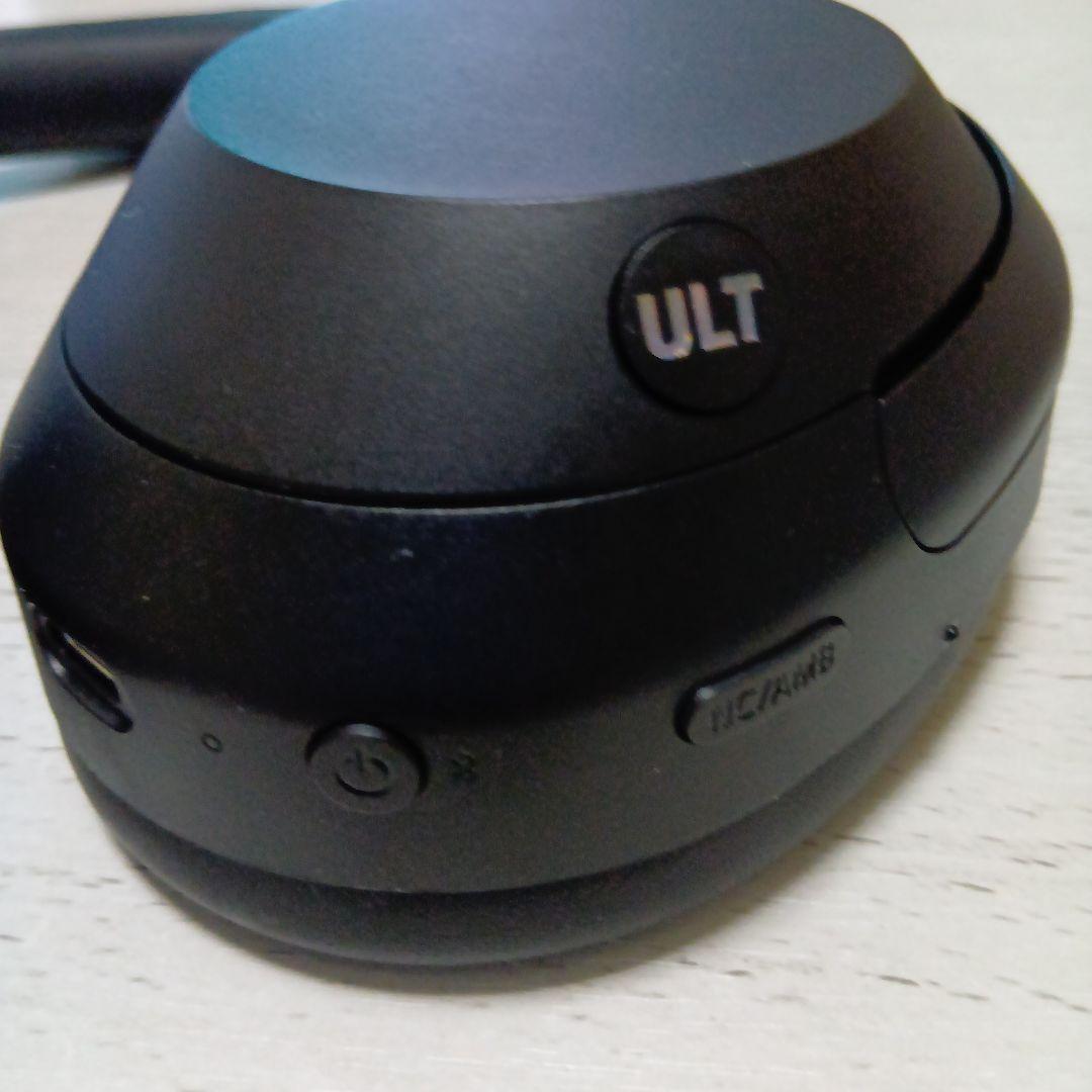 ブラック ワイヤレスヘッドホン オーバーイヤー型