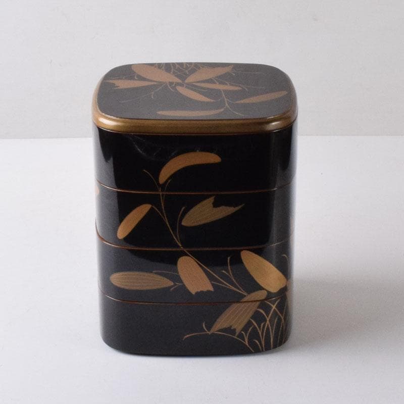 輪島塗　漆塗　草蒔絵　四段重箱　時代箱付　C　7535