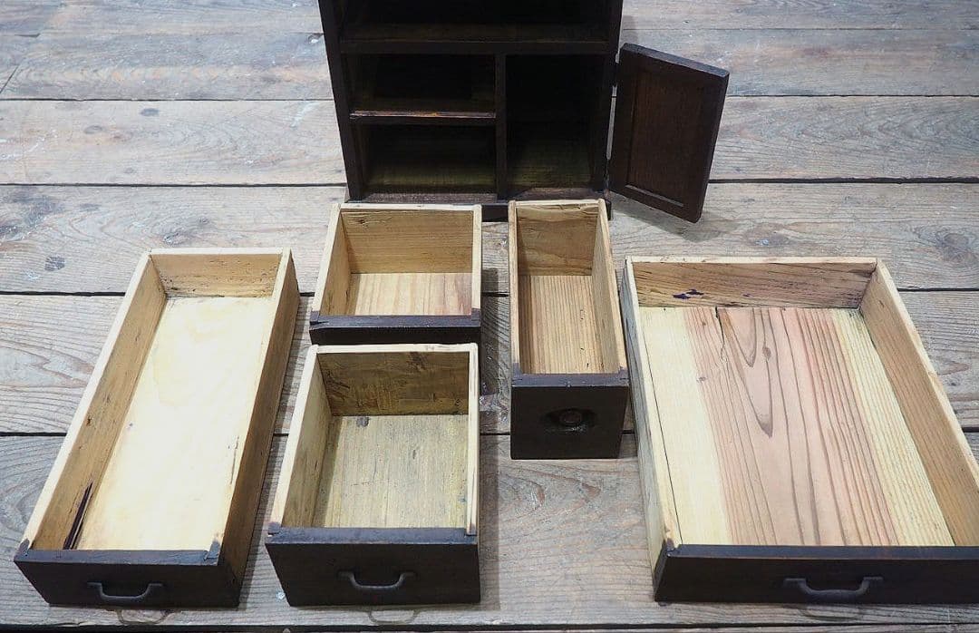 1352 小ぶりな収納棚 小引き出し ケース レトロ 小物入れ アンティーク