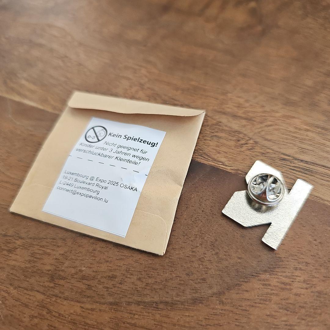 【非売品】大阪関西万博　外国館　ルクセンブルク館　ピンバッジ