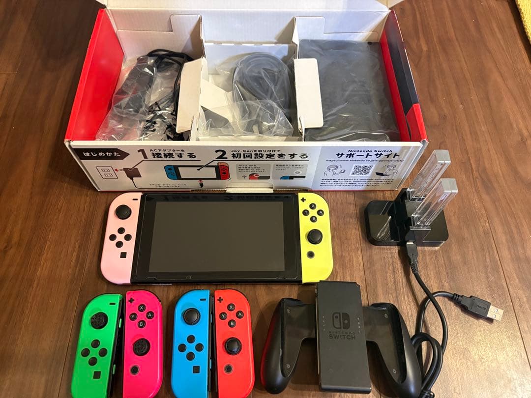 Nintendo Switch 本体 ジョイコン6個&充電ドック付き