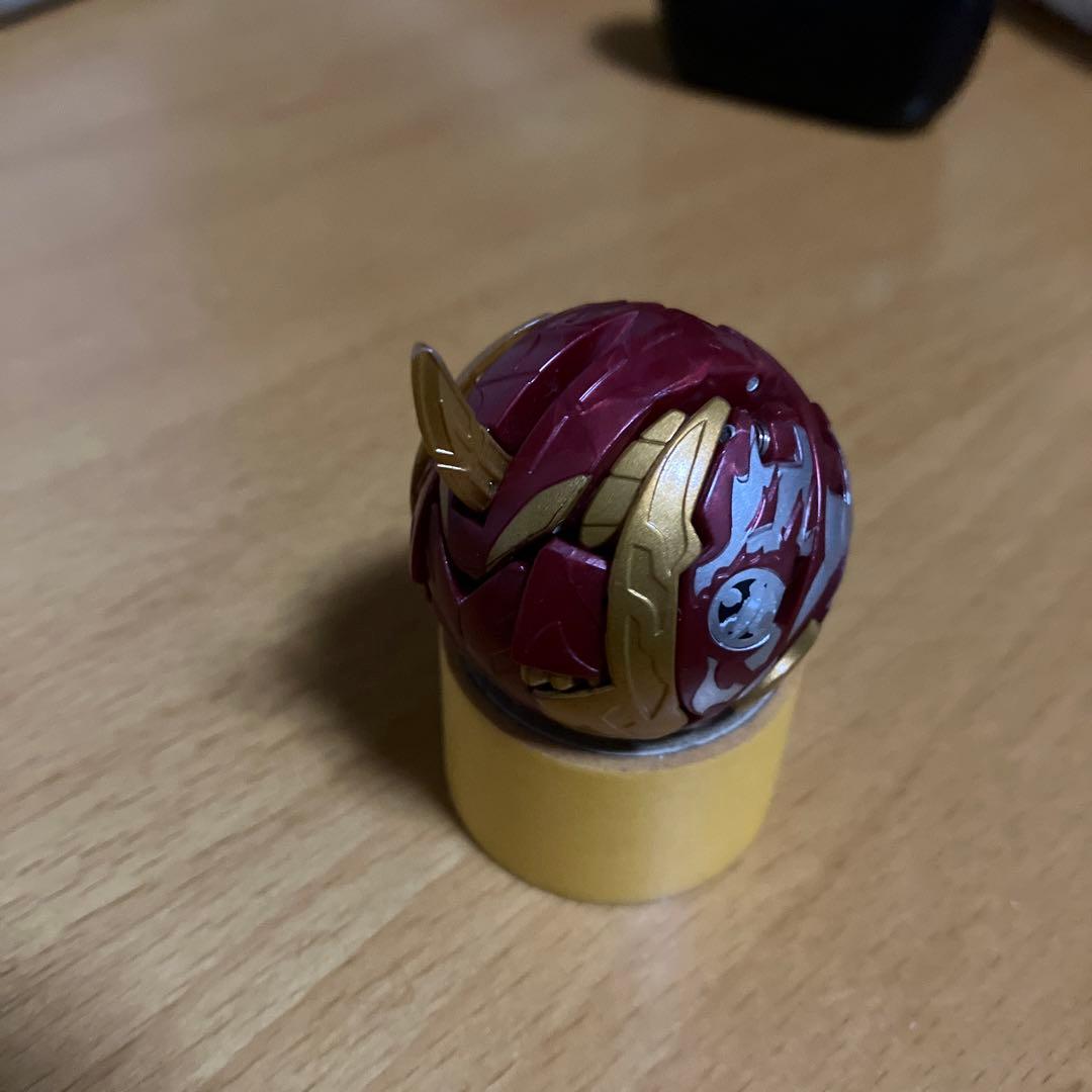 爆丸 コロコロ限定 瞬ガリュウ真紅version