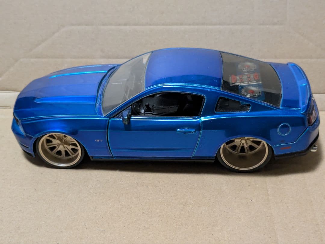 jada 2010年式 フォード マスタング GT