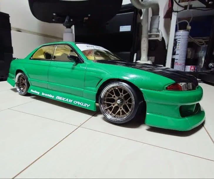 パンドラ　スカイラインR32 4ドア　ボディ