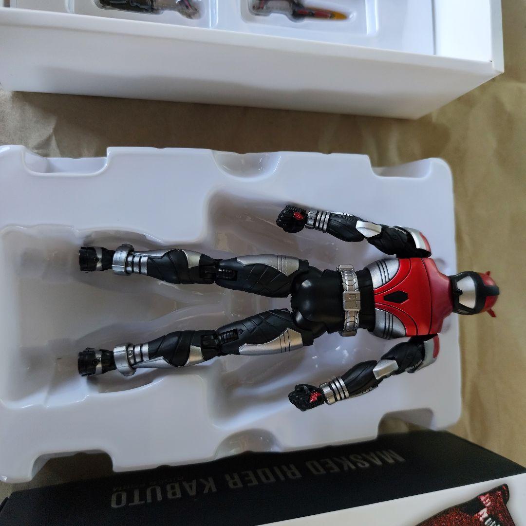 S.H.Figuarts 仮面ライダー真骨彫　カブト　ガタック　2体セット