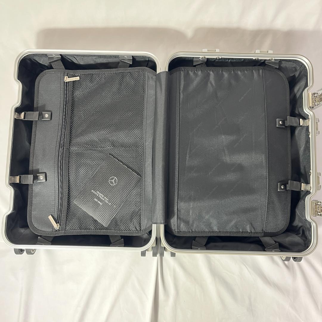 超美品 メルセデスベンツ アルミスーツケース シルバー キャリーケース