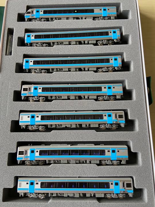 KATO 10-1505 JR四国2000系 特急「しおかぜ・いしづち」 7両