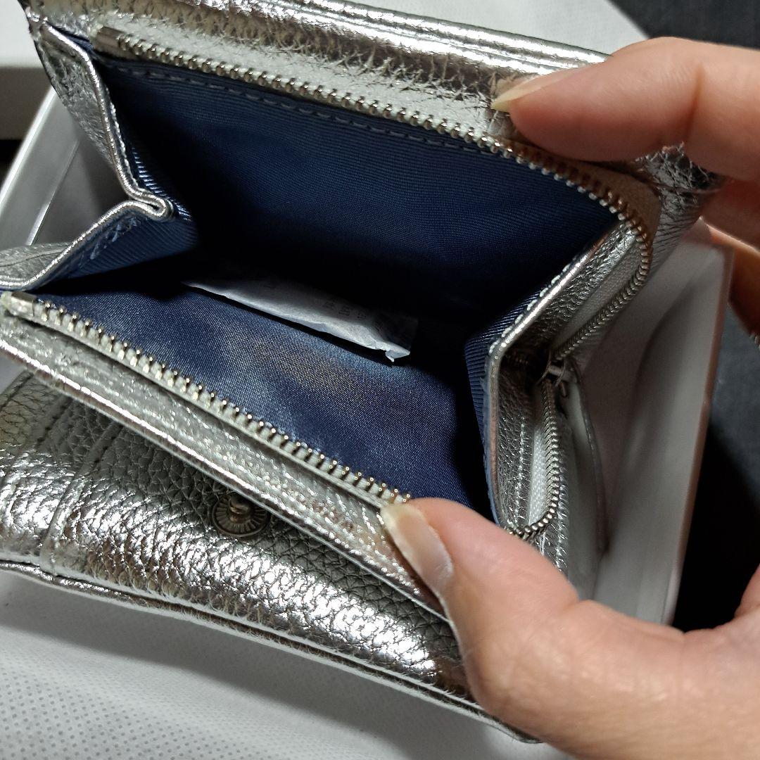 専用 イアパピヨネ シロクマ 二つ折り財布 - メルカリ