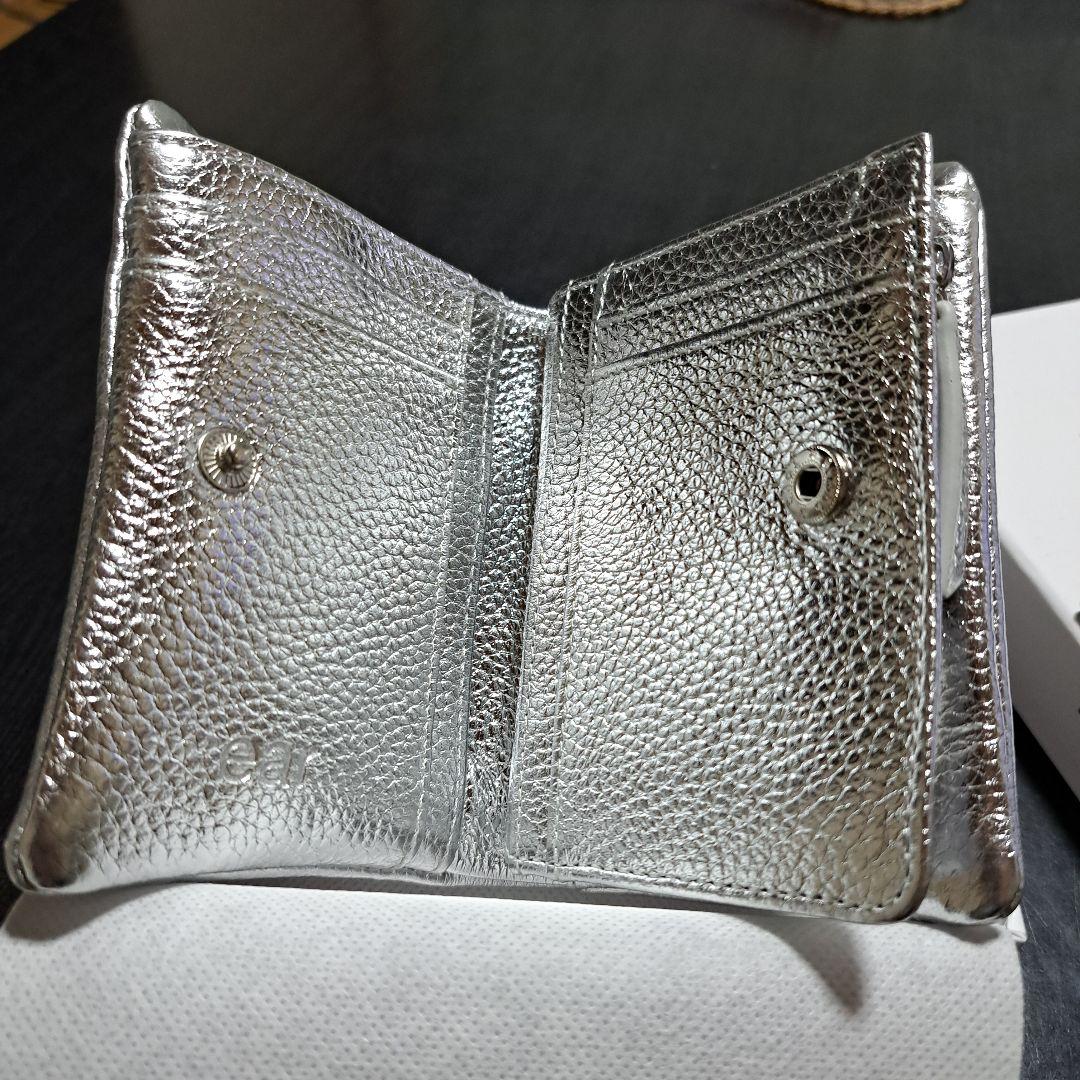 専用 イアパピヨネ シロクマ 二つ折り財布 - メルカリ