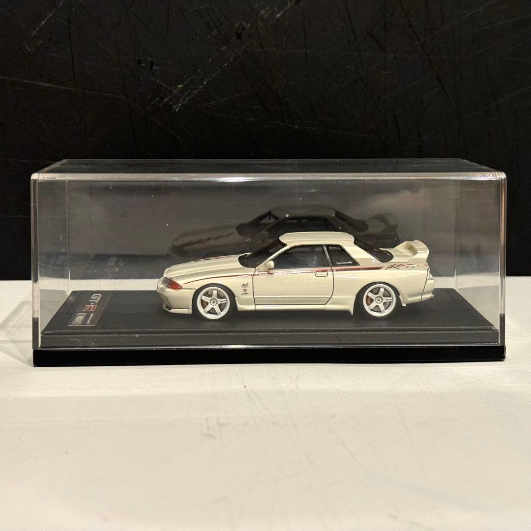 1/43 (R32)White/1/43Mine's(R34) Black 2台