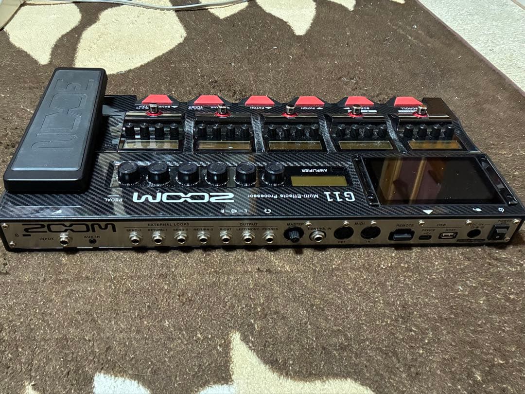 ZOOM G11 マルチエフェクター