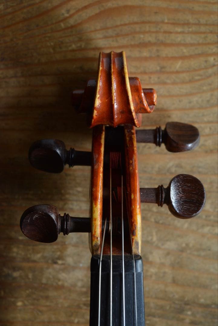 古いヴァイオリン　ラベル1910 プラハ