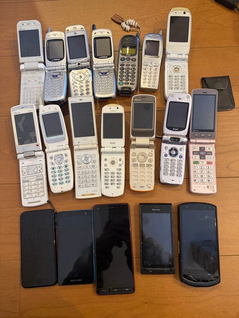 ガラケー ジャンク品 19台 まとめ売り - 携帯電話本体オンライン ストア