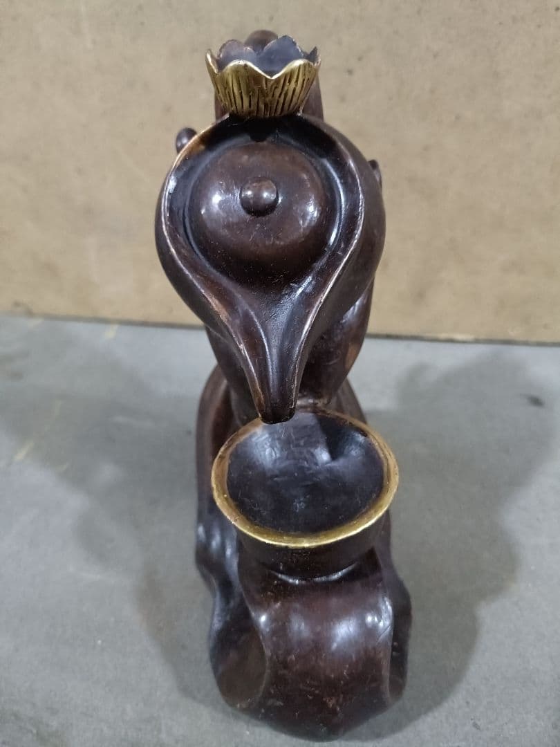 銅器 仏手倒流香 茶台 机 事務室 薫香炉 装飾品 工芸品