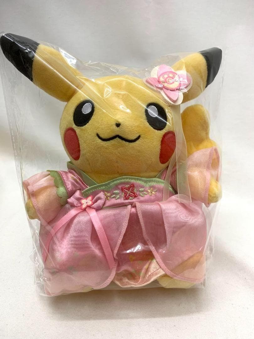 海外限定 ポケモン ピカチュウ 2体セット 漢服コスチューム